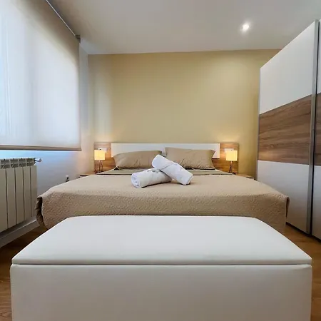 A Casa Riquina شقة لوغو
